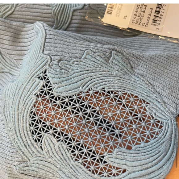 Self portrait lace insert top - Picture 5 of 5